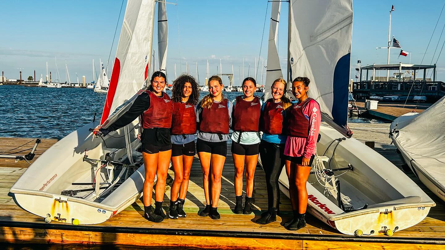 Flour Bluff High School Sailing team is headed to Nationals